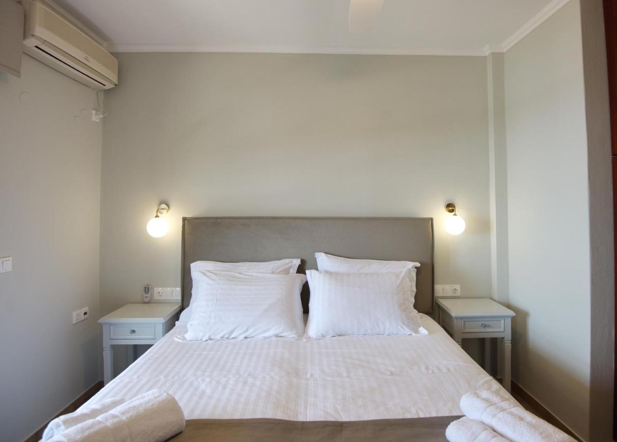 Elpida Apartments Votsi  المظهر الخارجي الصورة